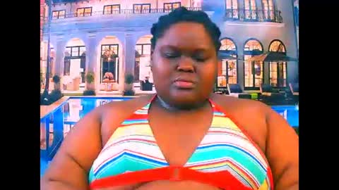 Snapshot of ebonyhotbuns4u2luv chatting on May 8, 7:30 pm ebonyhotbuns4u2luv online show from May 8, 7:30 pm