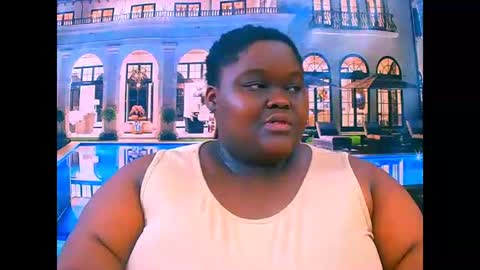 Snapshot of ebonyhotbuns4u2luv chatting on May 19, 5:47 am ebonyhotbuns4u2luv online show from May 19, 5:47 am
