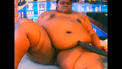 Snapshot of ebonyhotbuns4u2luv chatting on May 27, 2:03 pm ebonyhotbuns4u2luv online show from May 27, 2:03 pm