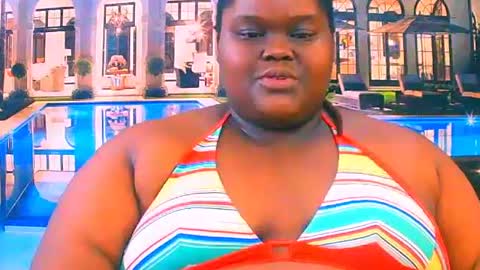 Snapshot of ebonyhotbuns4u2luv chatting on June 13, 6:55 am ebonyhotbuns4u2luv online show from June 13, 6:55 am