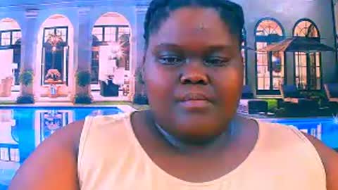 ebonyhotbuns4u2luv online show from June 28, 12:27 am