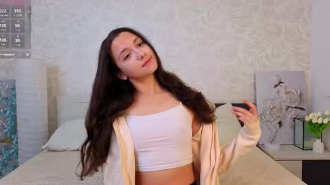 Snapshot of ebonyleibenstein chatting on October 19, 3:07 am Milly online show from October 19, 3:07 am