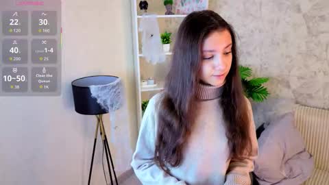 Snapshot of ebonyleibenstein chatting on November 4, 3:05 am Milly online show from November 4, 3:05 am