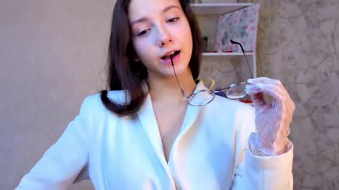 Milly online show from February 26, 3:38 am