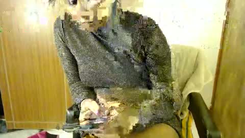 ebonylolo online show from December 9, 2:24 am