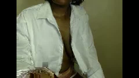 ebonylolo online show from January 4, 12:48 am