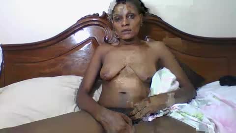 Snapshot of ebonyqueen4 chatting on March 5, 2:03 am JACKLINE online show from March 5, 2:03 am