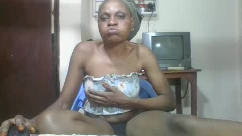 Snapshot of ebonyqueen4 chatting on September 21, 12:12 am JACKLINE online show from September 21, 12:12 am