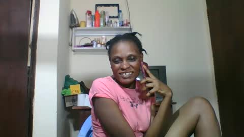 Snapshot of ebonyqueen4 chatting on October 3, 7:33 pm JACKLINE online show from October 3, 7:33 pm