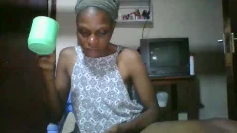 Snapshot of ebonyqueen4 chatting on October 30, 7:54 am JACKLINE online show from October 30, 7:54 am