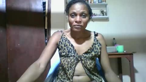 Snapshot of ebonyqueen4 chatting on March 20, 7:13 am JACKLINE online show from March 20, 7:13 am