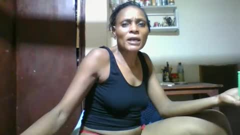 Snapshot of ebonyqueen4 chatting on March 23, 11:03 am JACKLINE online show from March 23, 11:03 am