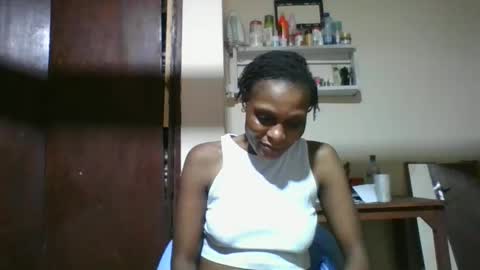 Snapshot of ebonyqueen4 chatting on March 27, 8:59 am JACKLINE online show from March 27, 8:59 am