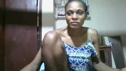 Snapshot of ebonyqueen4 chatting on April 4, 7:39 am JACKLINE online show from April 4, 7:39 am