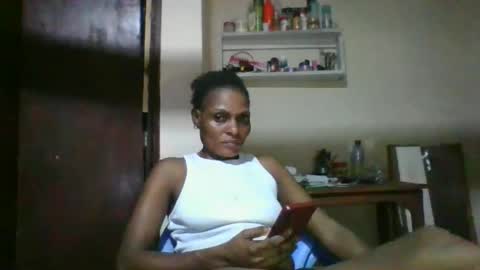 Snapshot of ebonyqueen4 chatting on April 13, 10:04 pm JACKLINE online show from April 13, 10:04 pm