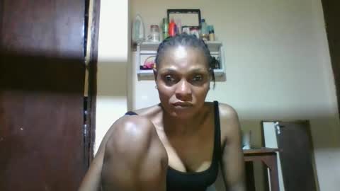 Snapshot of ebonyqueen4 chatting on April 28, 9:03 am JACKLINE online show from April 28, 9:03 am