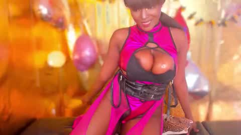 Snapshot of ebonysavage101 chatting on October 5, 1:42 pm Ebony Savage online show from October 5, 1:42 pm