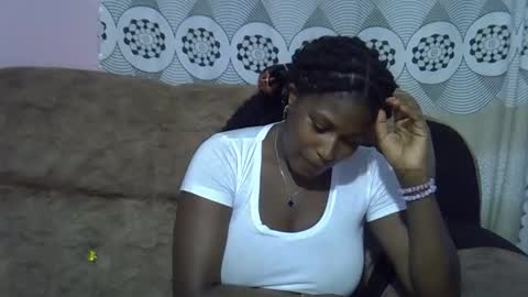 Snapshot of ebonysk chatting on February 21, 9:49 pm pretty online show from February 21, 9:49 pm