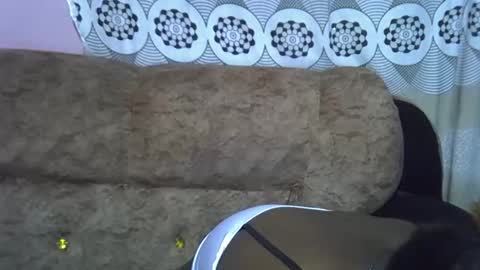 Snapshot of ebonysk chatting on March 18, 9:51 pm pretty online show from March 18, 9:51 pm