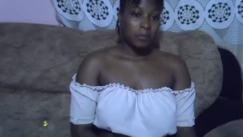 Snapshot of ebonysk chatting on March 25, 8:53 am pretty online show from March 25, 8:53 am