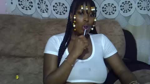 Snapshot of ebonysk chatting on April 16, 6:52 pm pretty online show from April 16, 6:52 pm