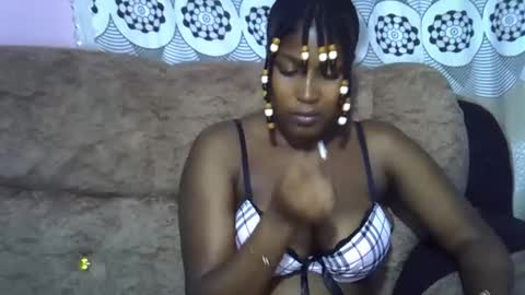 Snapshot of ebonysk chatting on April 20, 10:11 pm pretty online show from April 20, 10:11 pm