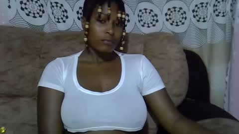Snapshot of ebonysk chatting on May 15, 8:54 am pretty online show from May 15, 8:54 am