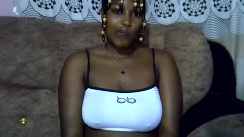 Snapshot of ebonysk chatting on May 22, 9:37 am pretty online show from May 22, 9:37 am