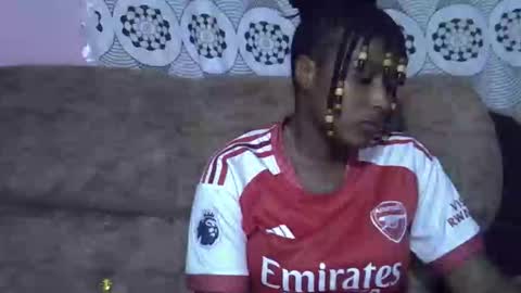 Snapshot of ebonysk chatting on May 24, 7:19 pm pretty online show from May 24, 7:19 pm
