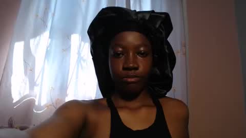 ebonysmiles00 online show from May 30, 12:02 pm