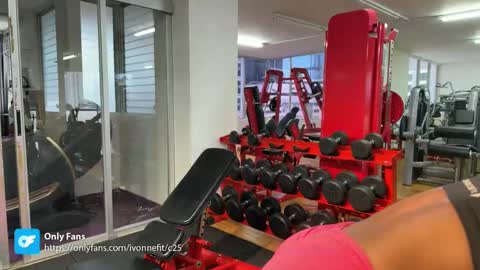 Hello ur muscle mommy Ivonne 3 online show from January 29, 8:56 pm