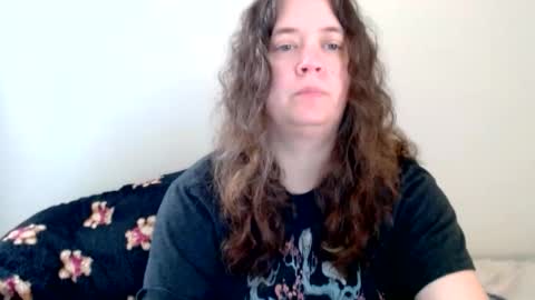 Snapshot of echosol17 chatting on June 4, 9:21 pm Weird Echo online show from June 4, 9:21 pm