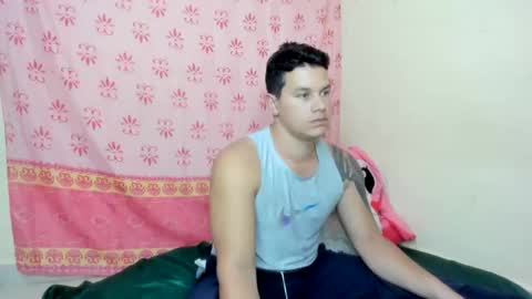 Snapshot of eclipseandflame chatting on October 26, 3:45 am online show from October 26, 3:45 am