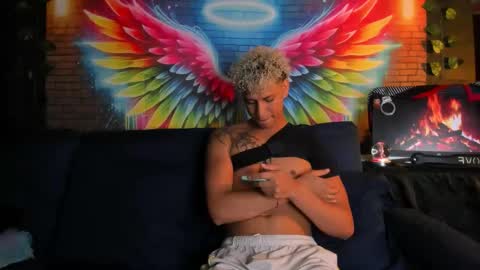 Snapshot of ecstasyx2_23 chatting on March 12, 5:57 am ecstasyx2_23 online show from March 12, 5:57 am