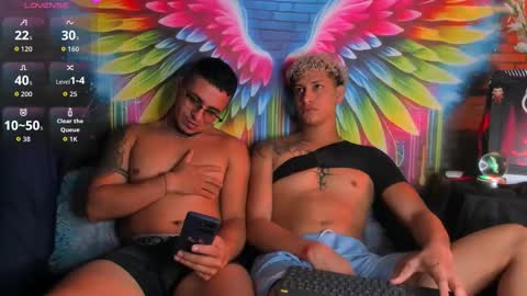 Snapshot of ecstasyx2_23 chatting on March 19, 4:38 am ecstasyx2_23 online show from March 19, 4:38 am