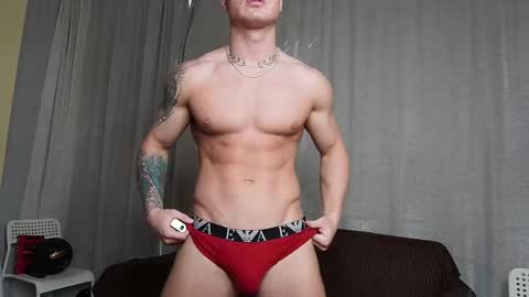 Snapshot of ed_hooligan chatting on November 29, 11:02 am ed_hooligan online show from November 29, 11:02 am