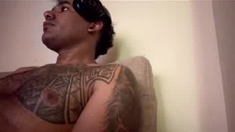 ed_hot69 online show from February 10, 6:12 pm