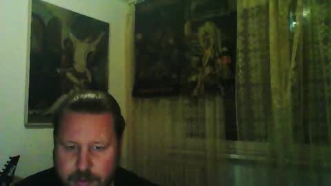 Edward online show from November 3, 6:31 pm