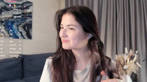 Snapshot of edabayse chatting on December 23, 5:32 pm Viola online show from December 23, 5:32 pm