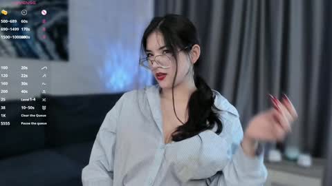 Snapshot of edabayse chatting on January 13, 1:06 pm Viola online show from January 13, 1:06 pm