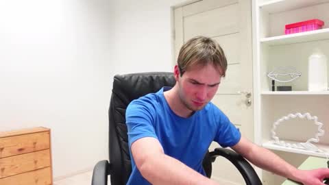 EDDIE DRUSKI online show from February 14, 8:49 pm