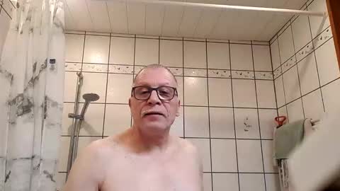 Snapshot of eddy0763 chatting on March 27, 8:37 am eddy0763 online show from March 27, 8:37 am