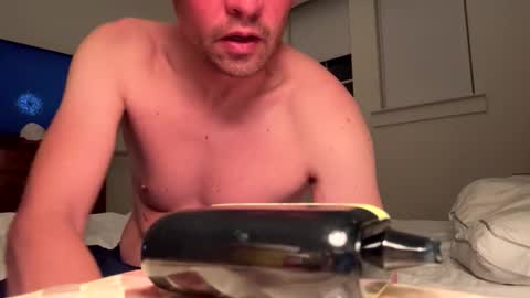 edg3bbieg online show from April 4, 4:00 am