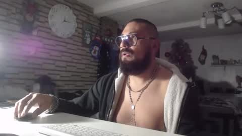 edgarram83 online show from December 22, 6:32 am