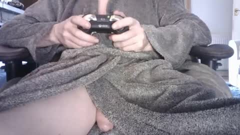 Snapshot of edged_biker chatting on February 25, 4:53 pm edged biker online show from February 25, 4:53 pm