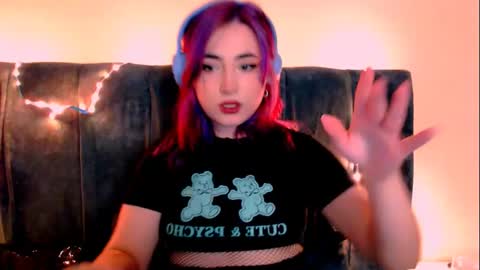 Snapshot of ediefris chatting on January 26, 10:02 pm fickle demon made of clumps of matter online show from January 26, 10:02 pm