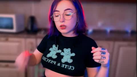 Snapshot of ediefris chatting on February 14, 10:17 am fickle demon made of clumps of matter online show from February 14, 10:17 am