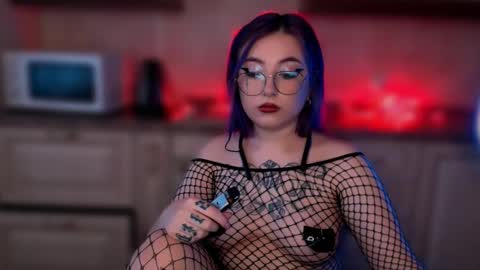 Snapshot of ediefris chatting on February 16, 11:38 am fickle demon made of clumps of matter online show from February 16, 11:38 am