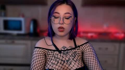 Snapshot of ediefris chatting on February 18, 7:32 am fickle demon made of clumps of matter online show from February 18, 7:32 am