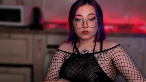 Snapshot of ediefris chatting on February 18, 3:10 pm fickle demon made of clumps of matter online show from February 18, 3:10 pm